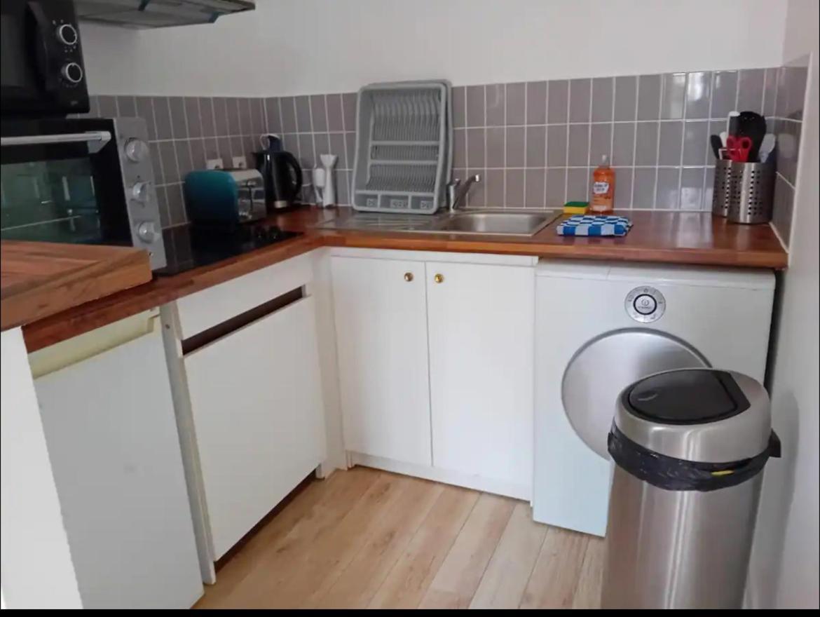 Un Appartement Dans Un Chateau Deauville Esterno foto